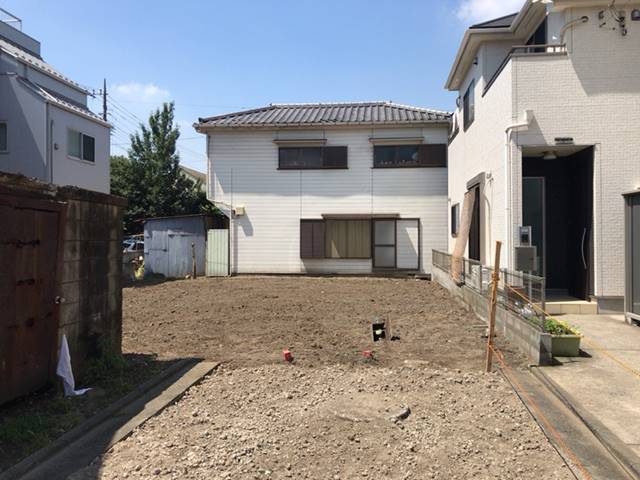 東京都大田区大森東の木造2階建て住宅解体工事2棟解体工事後の様子です。